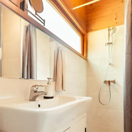Glamping Mountain Fairy Tale Bistrica pri Trzicu