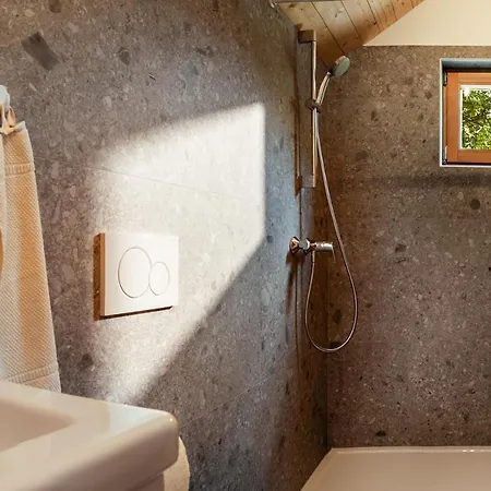 Glamping Mountain Fairy Tale Prázdninový dům Bistrica pri Trzicu