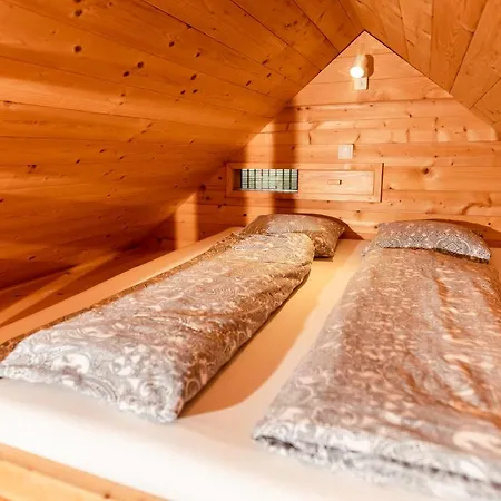 Glamping Mountain Fairy Tale Holiday home Bistrica pri Trzicu