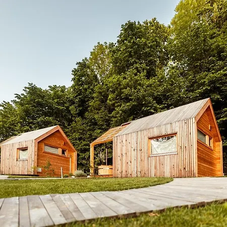 Glamping Mountain Fairy Tale * Bistrica pri Tržiču