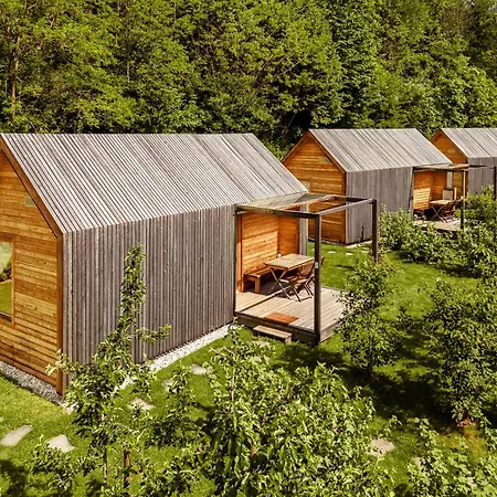 Glamping Mountain Fairy Tale Bistrica pri Trzicu