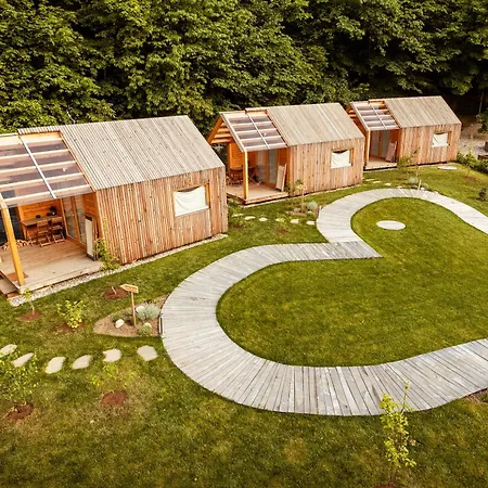 Glamping Mountain Fairy Tale
