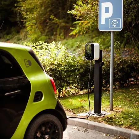 Glamping Mountain Fairy Tale *