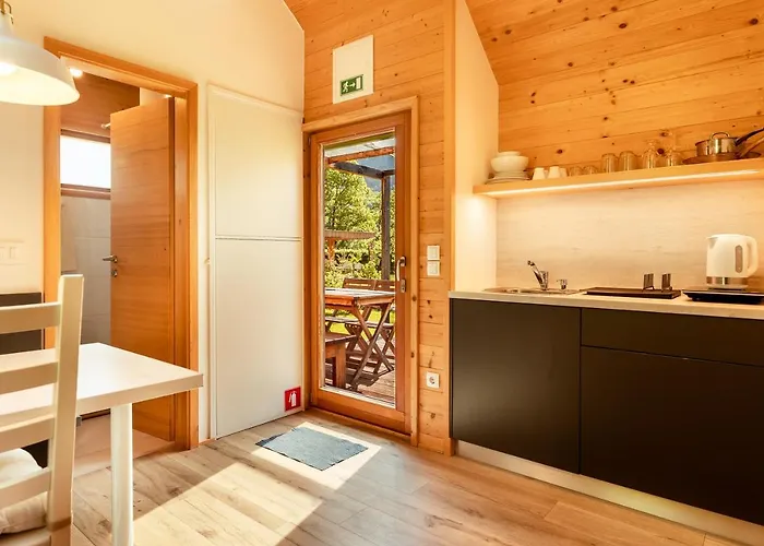 Glamping Mountain Fairy Tale *