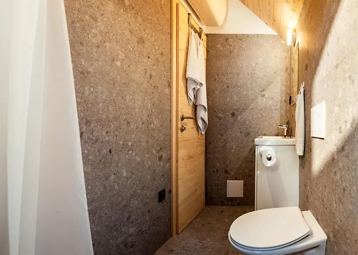 Glamping Mountain Fairy Tale