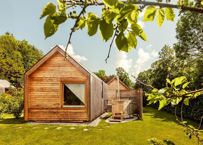 Glamping Mountain Fairy Tale * Bistrica pri Trzicu