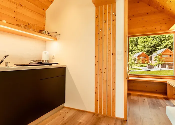 Glamping Mountain Fairy Tale