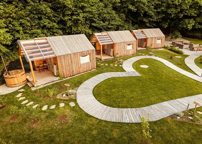 Glamping Mountain Fairy Tale